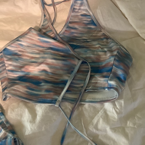 Matching outfit SHEIN brand new never worn - Picture 4 of 5